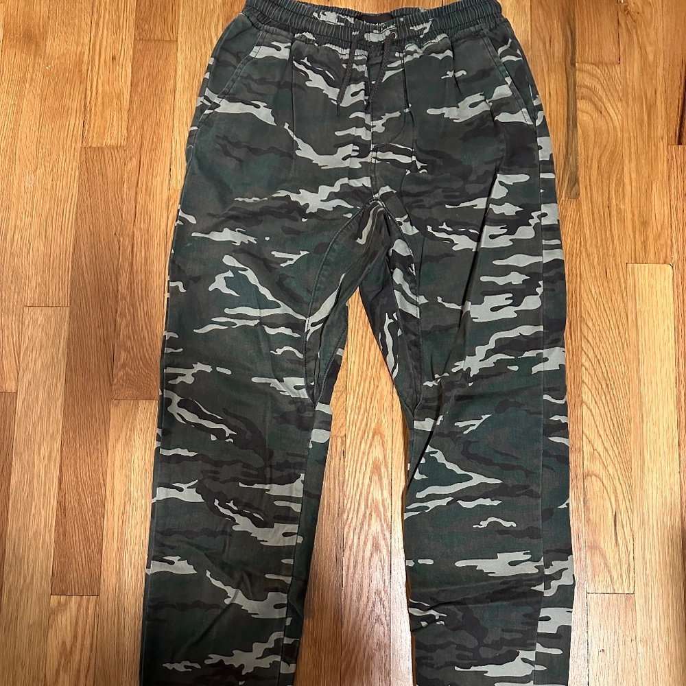 Camo pants